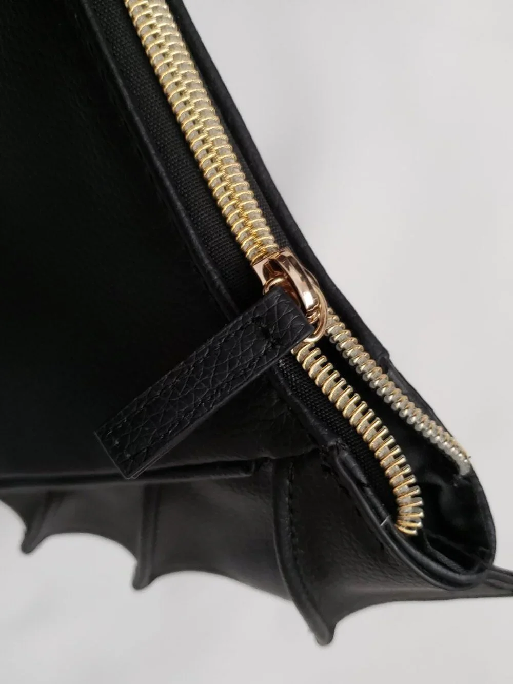 Jeffree Star black bat wing purse makeup bag Limited Edition